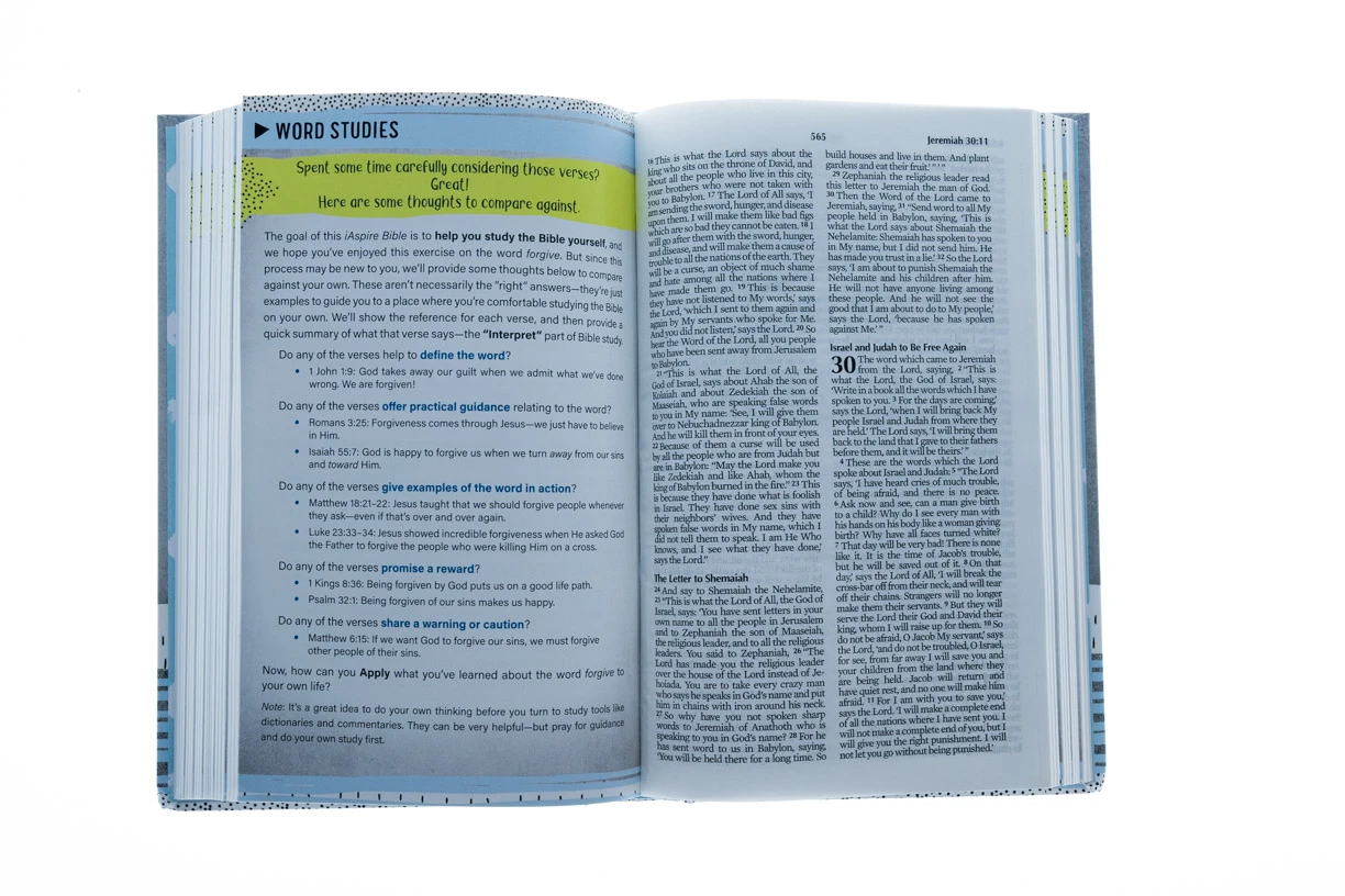 IASPIRE Teen Study Bible: New Life Version 4 IASPIRE Teen Study Bible: New Life Version - Image 4