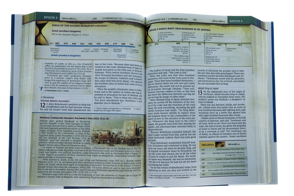 NIV Chronological Study Bible, Hardcover, Comfort Print 3 NIV Chronological Study Bible, Hardcover, Comfort Print - Image 3